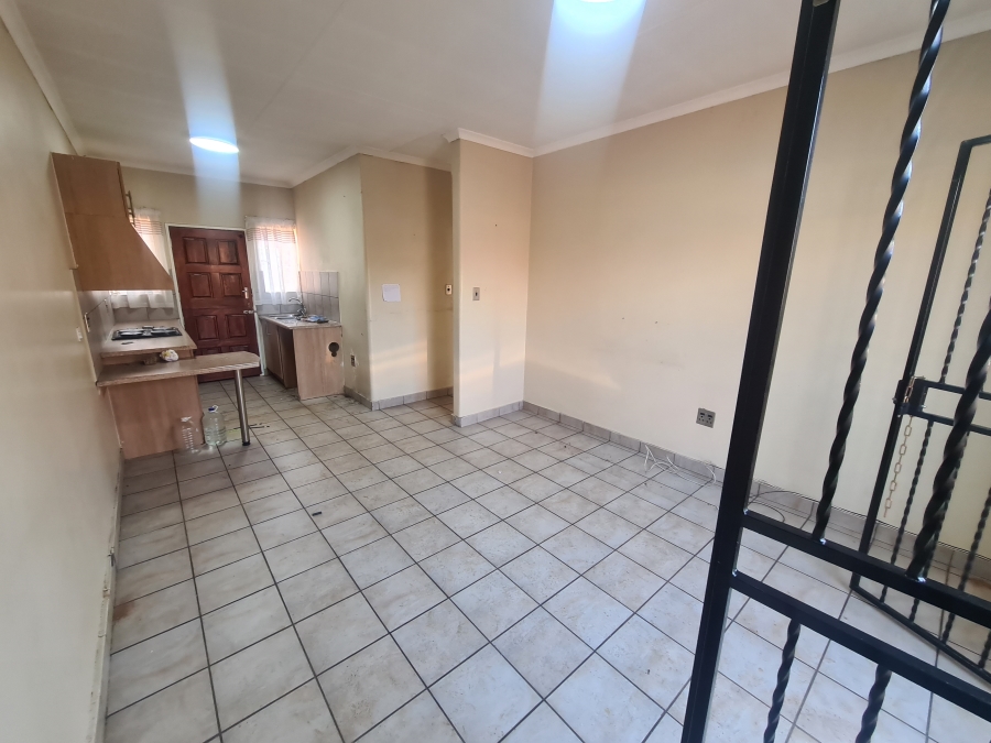 2 Bedroom Property for Sale in Vaalpark Free State